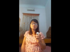 Mẹ Hòa Dung chia sẻ về thuốc bổ sung đa vi chất cho mẹ bầu Mẹ Hòa Dung chia sẻ về thuốc bổ sung đa vi chất cho mẹ bầu